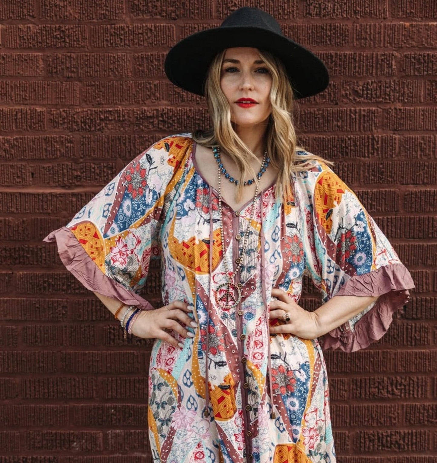 Cobalt Blue Trently Necklace in Gold