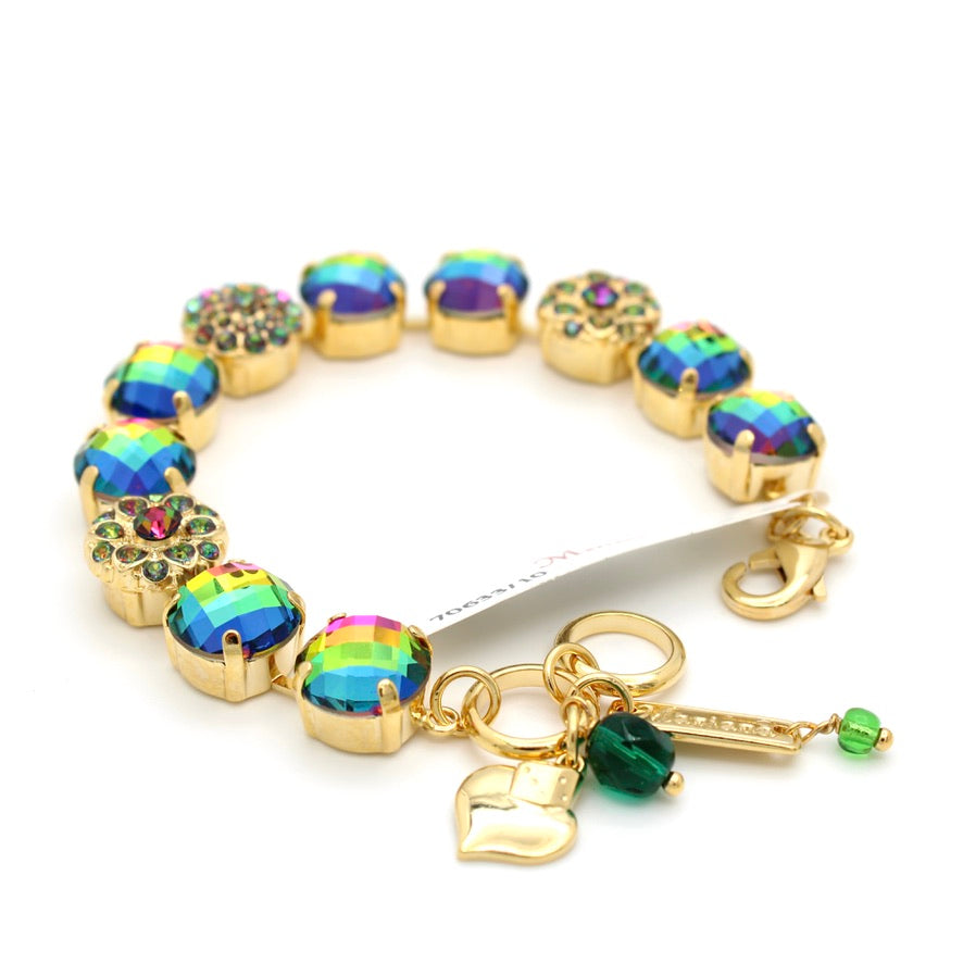 Vitral Medium Checkerboard Cut Bracelet in Gold