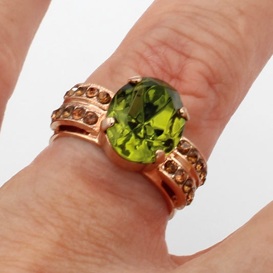 Evergreen Large Oval Ring in Rose Gold