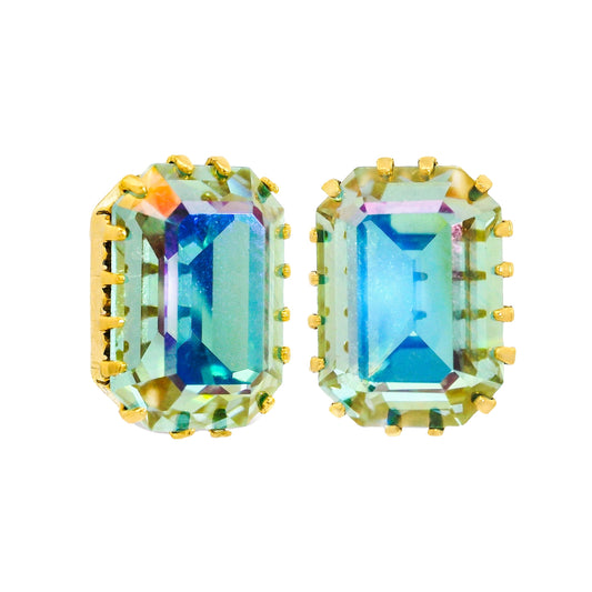 Karine Studs