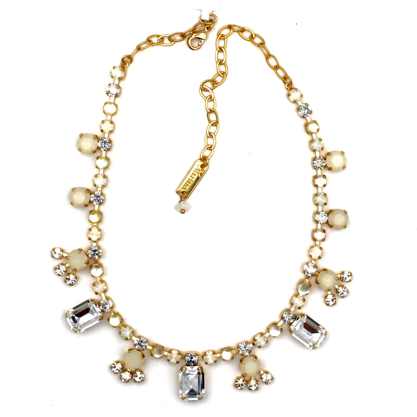 Silk Collection Round and Emerald Cut Necklace in Yellow Gold