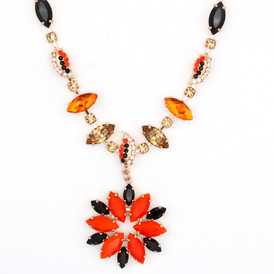 Magic Collection Marquise Necklace with Flower Drop in Rose Gold